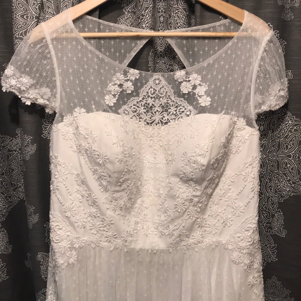 wedding dress
